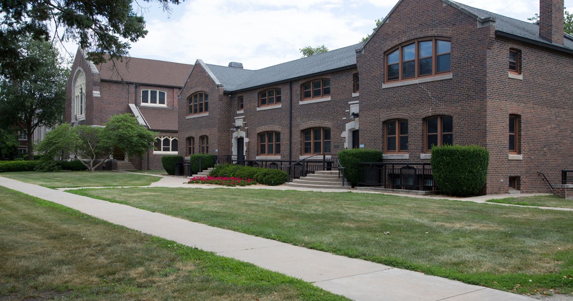 The exterior of Steiner Hall