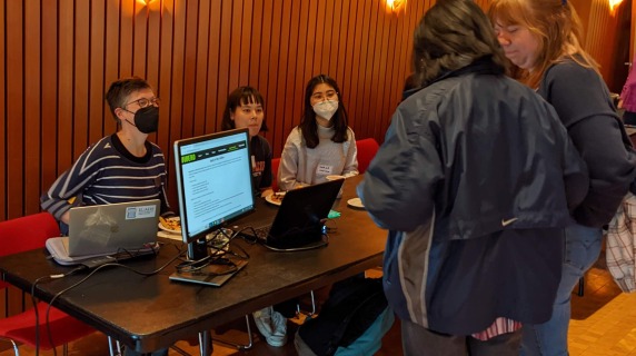 students at the Vivero table during the 2022 Teaching with Technology Fair