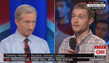 Tommy Hexter asks a question about climate change to Tom Steyer