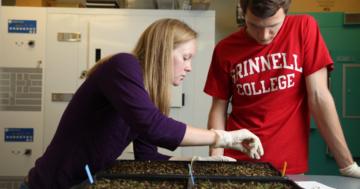 We’re Hiring! Grinnell College