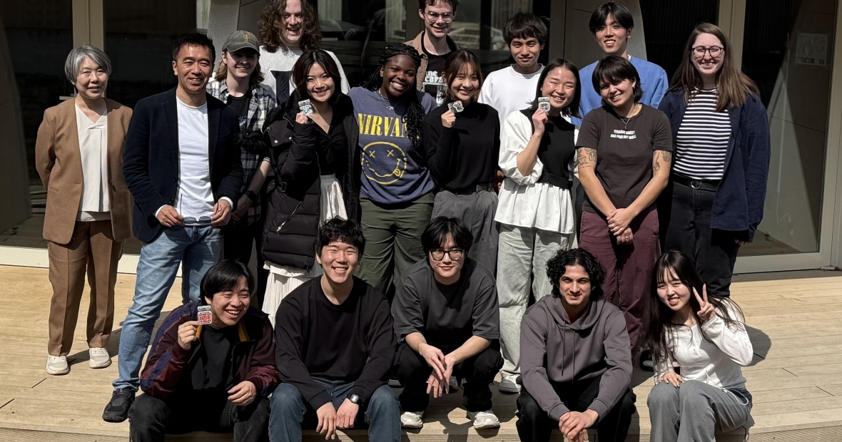 Professor Norichika Kanie and students