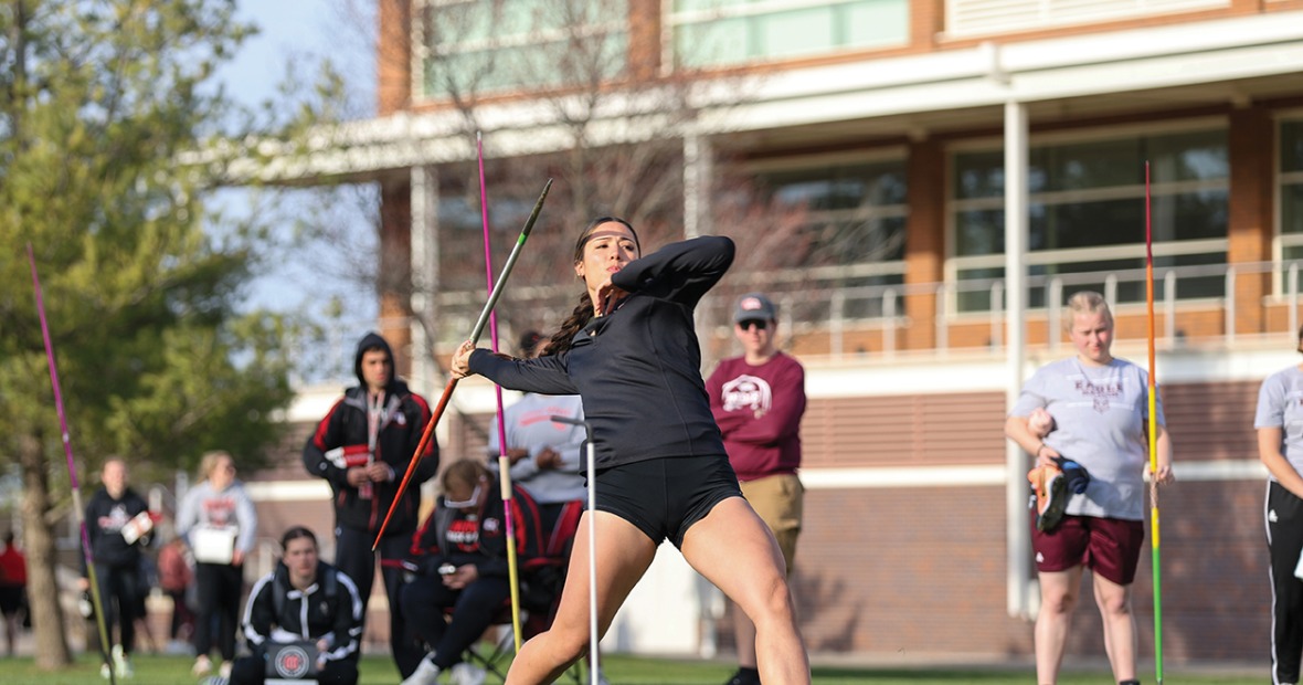 Juniper Schwartzman throwing a javelin