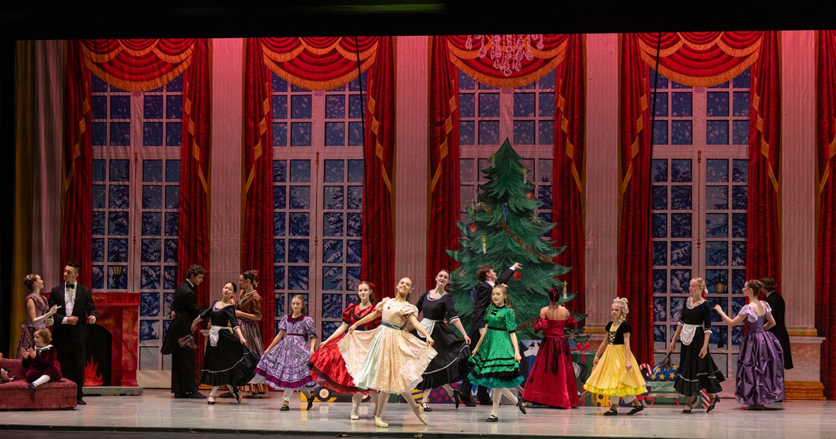 people performing the nutcracker on stage 