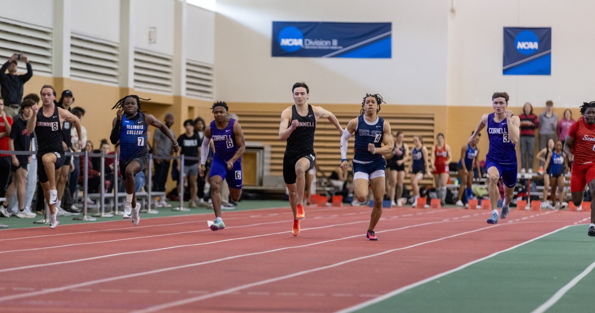 Lucas Fadden running during a meet in the Grinnell College Field House
