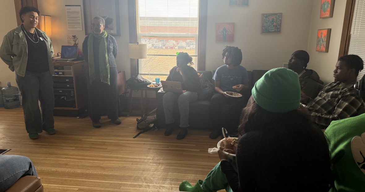 Students in the Conney M. Kimbo Black Cultural Center.