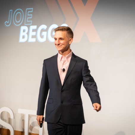Joe Beggs ’19 on TEDx stage