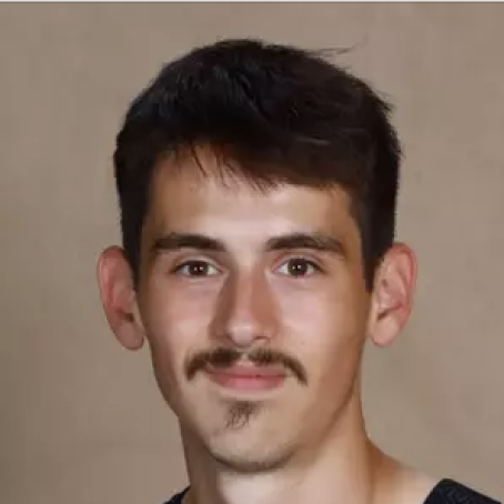 Sebastian Vilches headshot