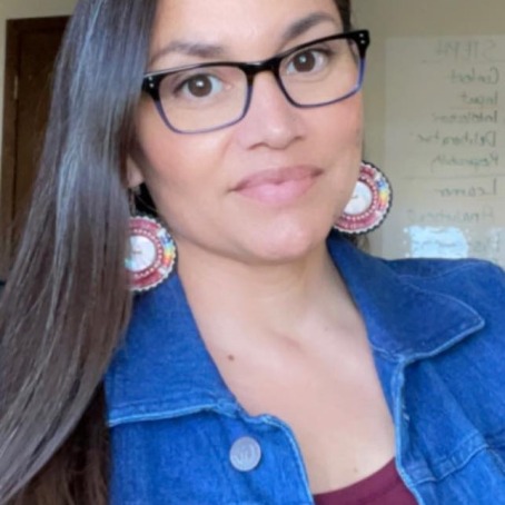 Headshot of Stephanie BadSoldier Snow