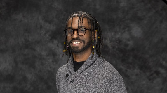 Christian Morris headshot