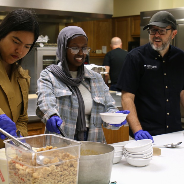 Students and Ryan Solomon Serving at Grinnell Community Meal 