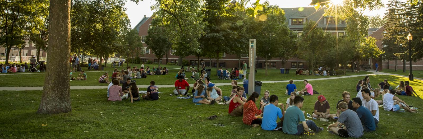 Summer Picnics - Grinnell College