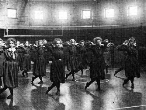 Grinnell College early womens athletics