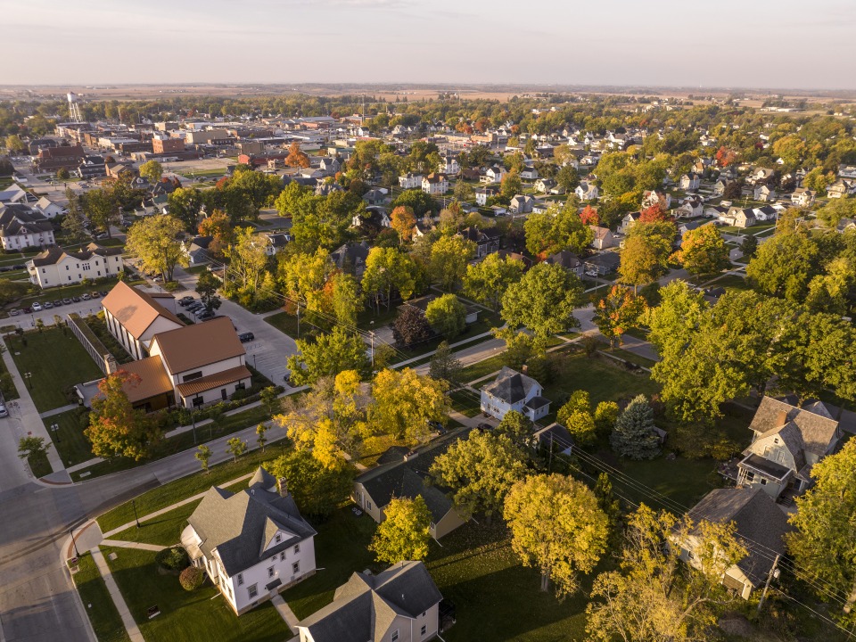 MtC Banner: Aerial view of the City of Grinnell