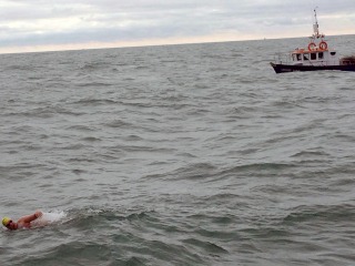Delia Salomon ’14 swims the English Channel