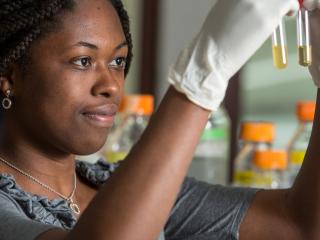 Queenster Nartey ’16