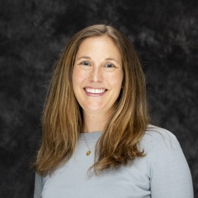 Sarah Fischer headshot