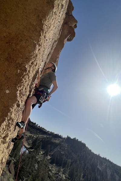 Ally Rogers ’21 rock climbing