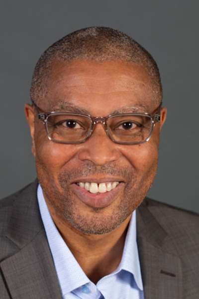 Robert Quashie ’86 