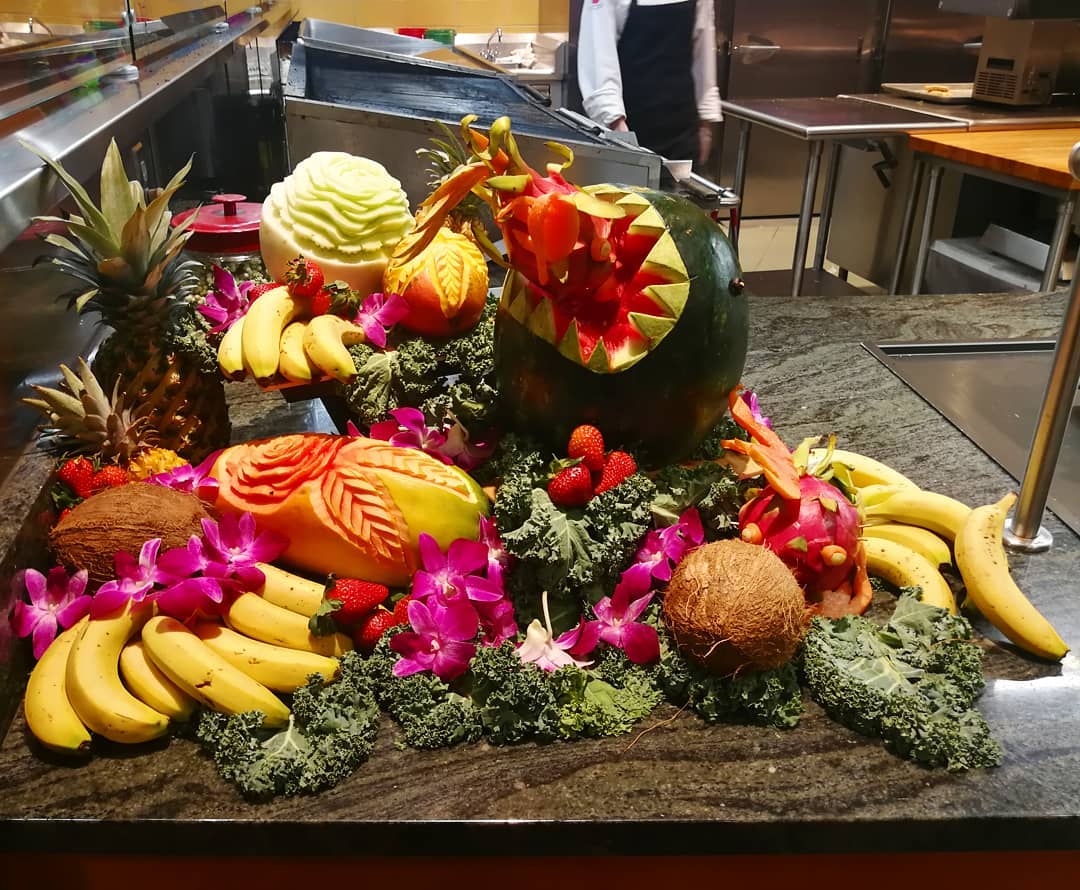 Food display in the dining hall